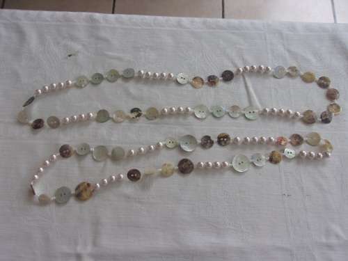 Large lot of vintage costume jewellery in a jewellery box