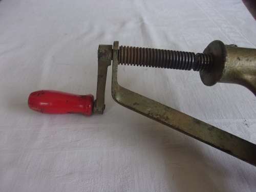 Vintage Triumpf Pefra peach peeler