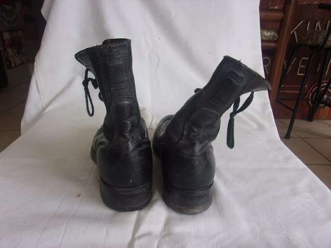 Pair of black SADF Waytread Dri-Foot Super Deluxe military boots - Size 244