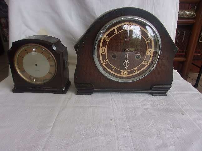 Early art deco Enfield mantel clock for restoration plus small Smith Sectric bakelite casing