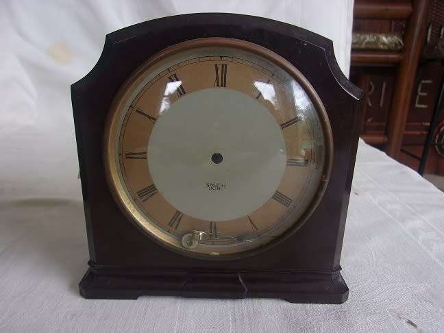 Early art deco Enfield mantel clock for restoration plus small Smith Sectric bakelite casing