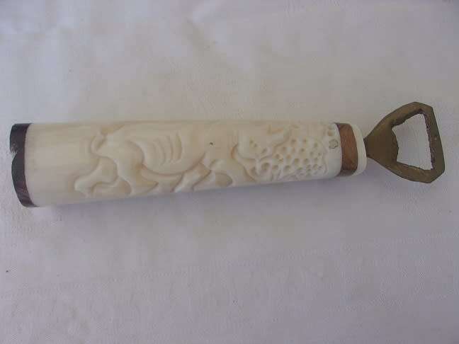 Vintage Gaskell & Chambers Quarter Gill Optic Pearl, scrimshaw and hunting dog head bottle openers