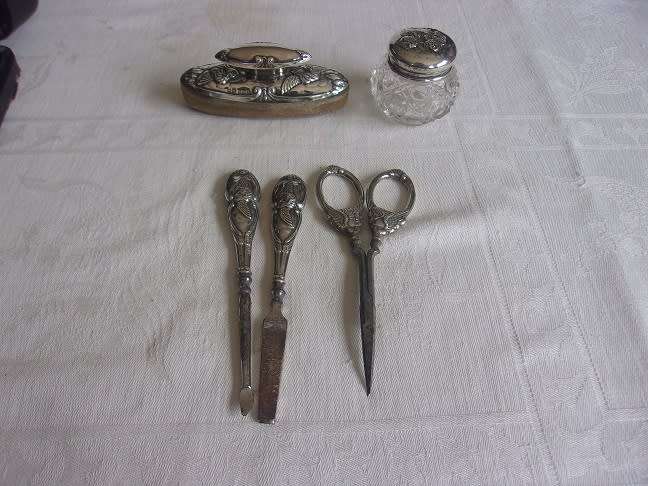 Antique cased 5 piece Sterling silver manicure set