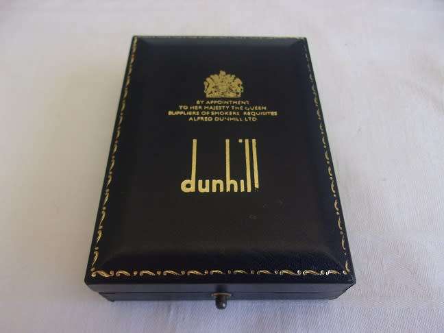 Vintage Dunhill Model 70 gold plated lighter in original box - working