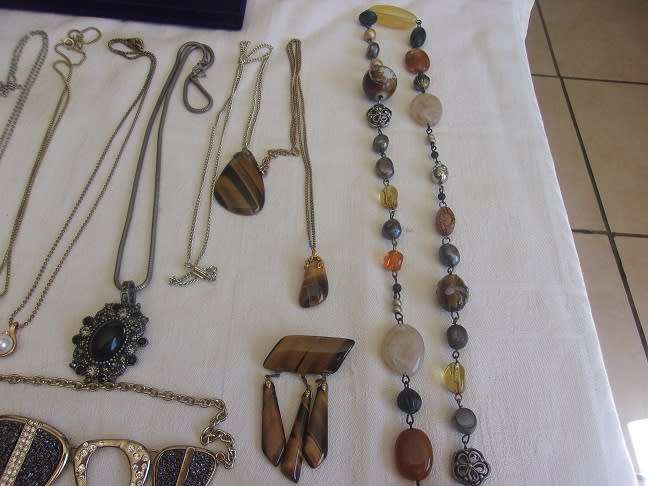 Large lot of vintage costume jewellery in a jewellery box