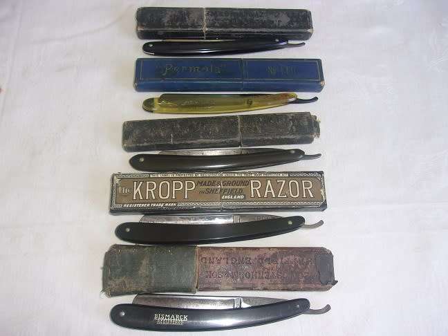 Collection of 5 antique/ vintage straight (cut throat) razors for 1 bid