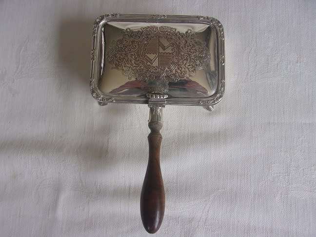 Vintage silver plated silent butler crumb box