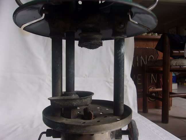 Vintage Coleman No. 249 `Scout` pressure lantern for restoration - made in Canada