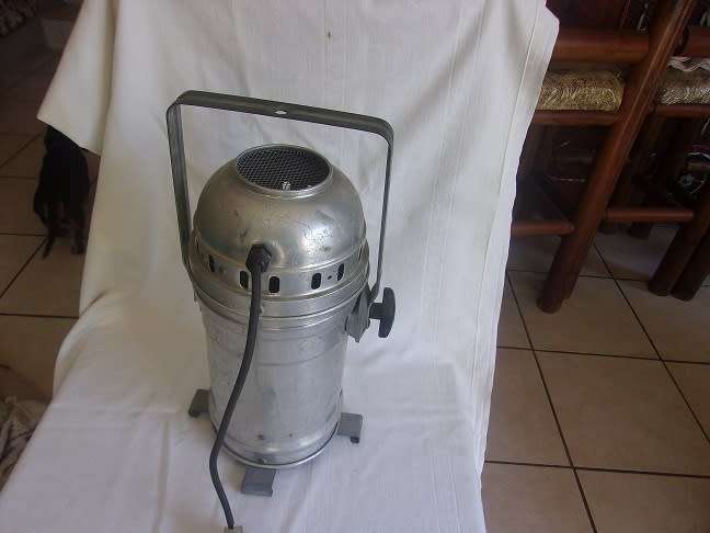 Vintage aluminum can stage light - made in Italy