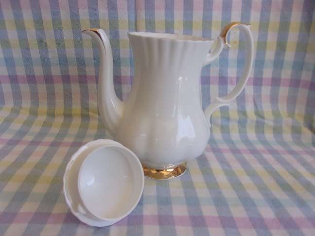 Vintage 28 piece Royal Albert Val D`or coffee set - discontinued