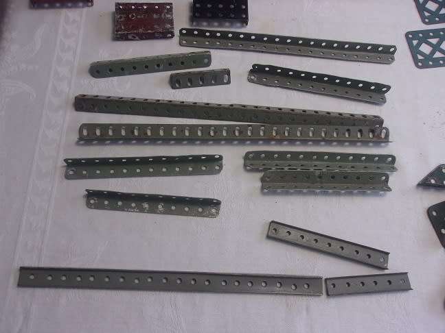 Huge lot of vintage Meccano parts - over 6kg