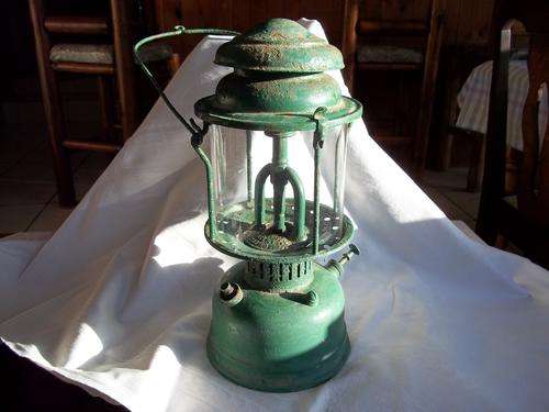 Old Primus pressure lamp
