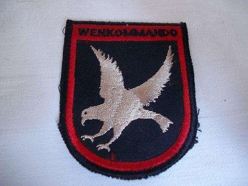 Early AWB Wencommando cloth badge