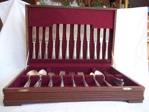 Lovely Rodd "Nemesia" A1 EPNS 55 piece plated canteen of cutlery