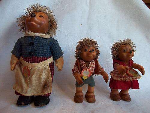 Vintage 1960s Steiff Hedgehog Family (3 members) Micki (Mom), Macki (boy)  & Mucki (girl)
