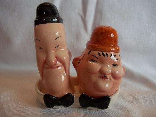 Vintage Beswick Laurel and Hardy Salt & Pepper Cruet Set with bowtie tray