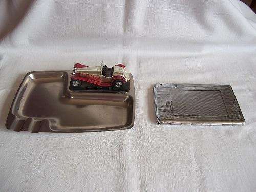 Two classic vintage smoking items for your bar - Lesney ashtray & Kingcraft case