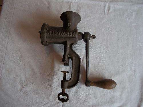 Vintage Husqvarna Reliance No 5 Meat Mincer - made in Sweden