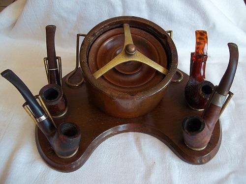 Beautiful vintage solid wood and brass pipe stand and tobacco jar with 4 pipes