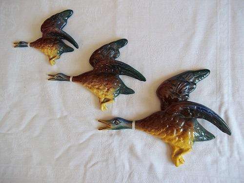 Set of 3 vintage Lucia Ware flying wall ducks - mint condition
