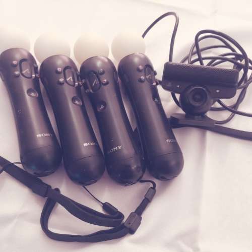 PS3 - 4 Move Motion Controller, PS3 Move Eye Standalone plus 5 games