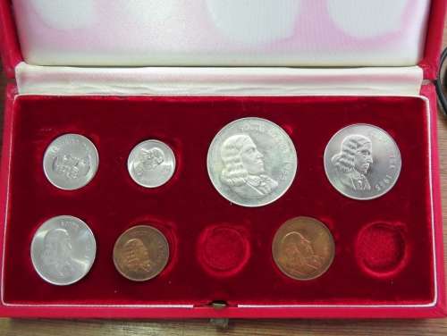 1965 SHORT PROOF  IN 1965  RED BOX         LOW START!