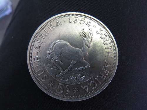 1954  5 SHILLING    - LOW MINTAGE - SCARCE- LOW START !
