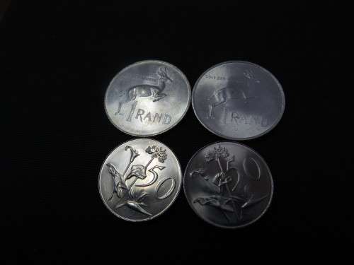 1968  UNC  SILVER AFR&ENG R1 AND UNC  AFR&ENG 50CENTS