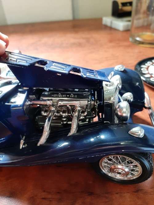 STUNNING  LARGE MODEL OF 1936 MERC ROADSTER