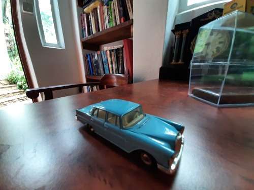 INVESTMENT!  MERCEDES  DINKY TOY MADE BY MECCANO during 1961-67 ORIGINAL BOX     in display unit