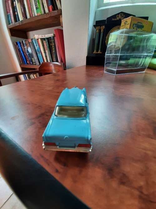 INVESTMENT!  MERCEDES  DINKY TOY MADE BY MECCANO during 1961-67 ORIGINAL BOX     in display unit