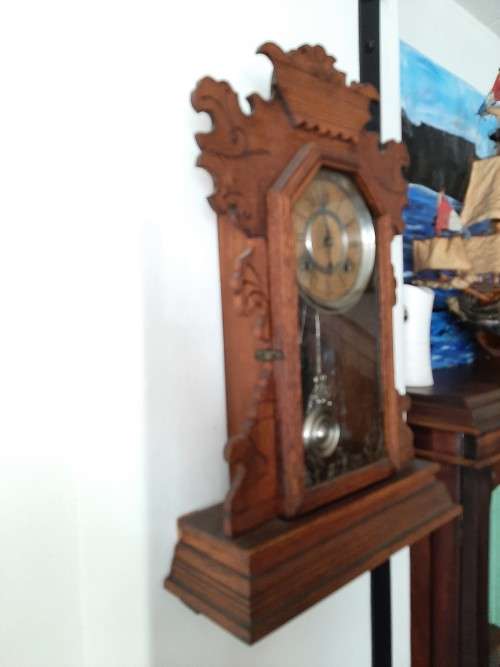 1882  patent   Ansonia Clock   made in New York  good working order with key  chimes 30/60min and