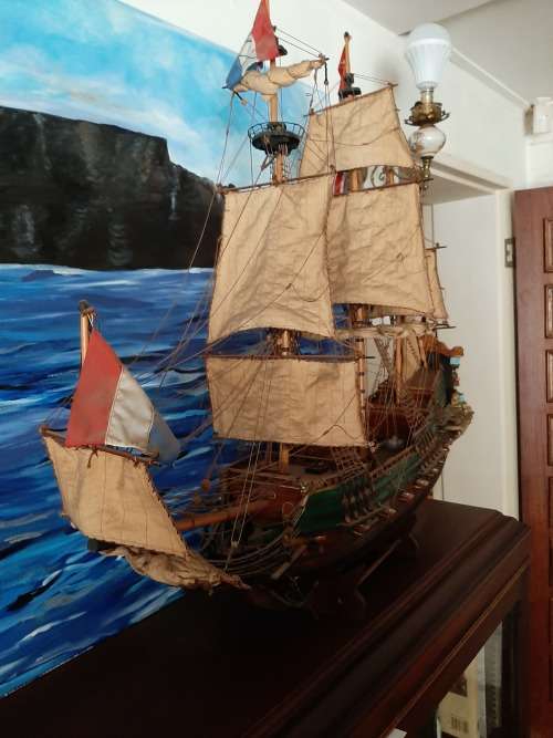 DIE DROMMEDARIS   SAIL  SHIP MODEL !! LARGE