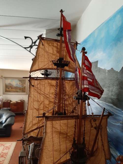 DIE DROMMEDARIS   SAIL  SHIP MODEL !! LARGE