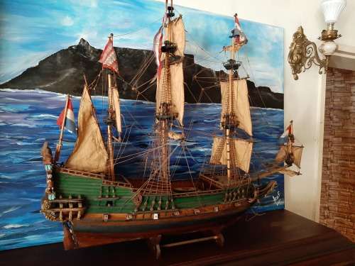 DIE DROMMEDARIS   SAIL  SHIP MODEL !! LARGE