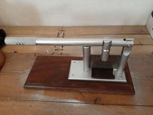 BILTONG CUTTER   HEAVY  STUNNING ITEM