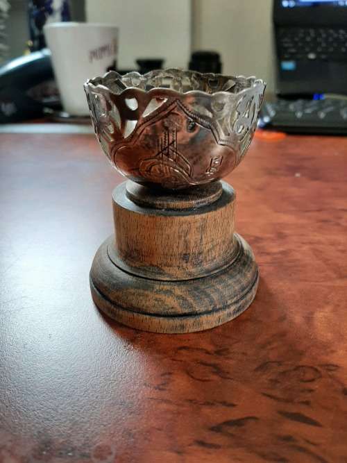 MEHMED V1  RARE ANTIQUE   1918 OTTOMAN STERLING SILVER ZARF WITH WOOD BASE  21gram silver