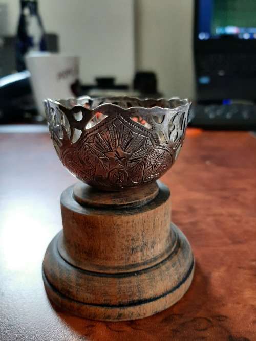 MEHMED V1  RARE ANTIQUE   1918 OTTOMAN STERLING SILVER ZARF WITH WOOD BASE  21gram silver