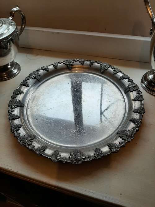 STUNNING ANTIQUE HEAVY VICTORIAN SERANCO SILVERPLATED SET MADE LATE 1800`S  to early 1900`s