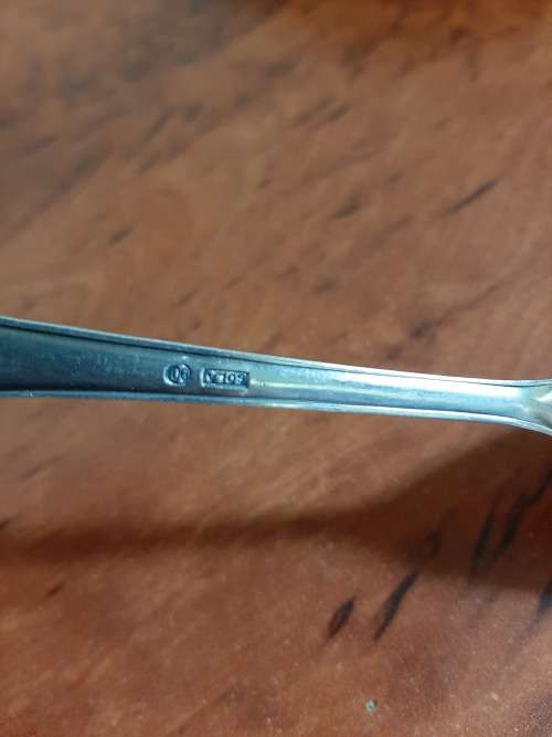 STUNNING VOORTREKKER 1938 GEDENK  TEA SPOONS AND SUGER SPOON IN ORIGINAL BOX HIGH QUALITY SP