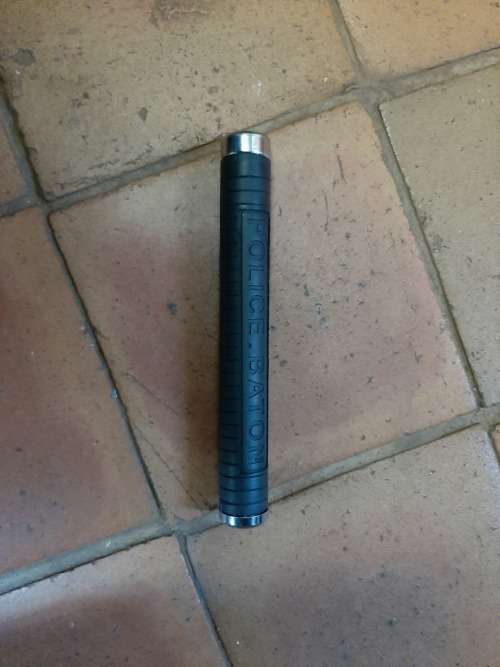 EXTRACTIBLE POLICE BUTON   HEAVY    PROTECTION