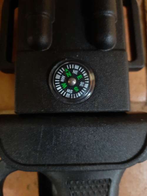LARGE BLACK  SURVIVAL KNIFE   FLINT and COMPASS