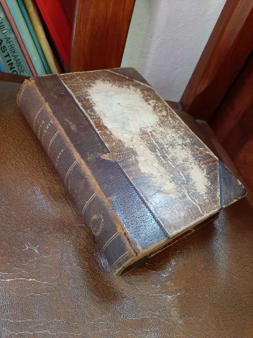 ANTIQUE   MARTIN CHUZZLEWIT    BY CHARLES DICKENS   PUBLISHED IN 1800`S  BY CHAPMAN and HALL  !