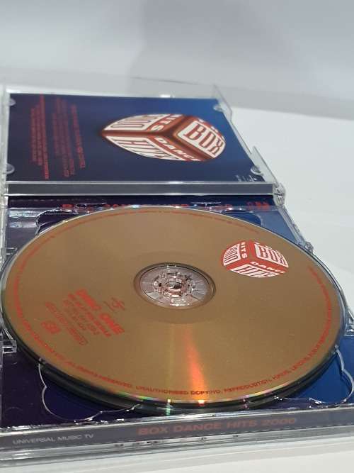 Box Dance Hits 20002CD set