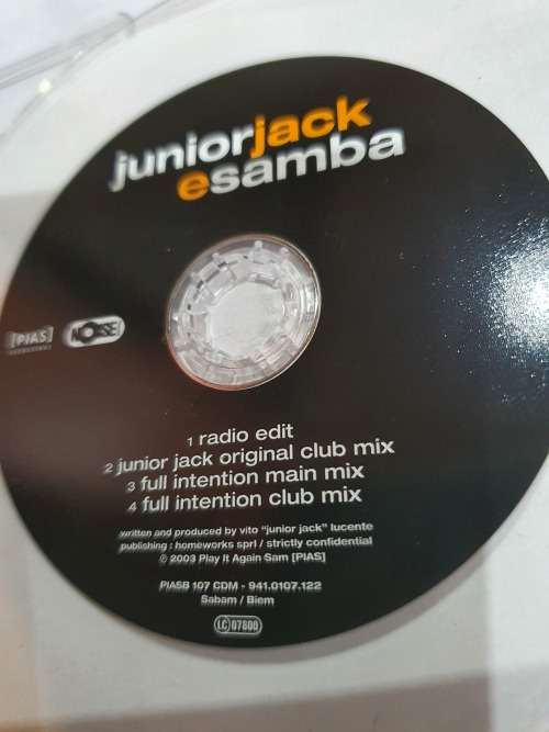 Junior jack esamba mixes single song