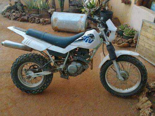 Yamaha TW200