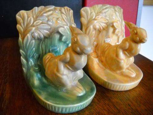 HARD TO FIND!!!! VINTAGE PAIR OF BESWICK NOVELTY BOOKENDS, IN EXCELLENT CONDITION