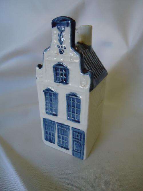 KLM HOUSE FRENZY!!! OLD BLUE DELFT KLM HOUSE RYNBENDE NR 24