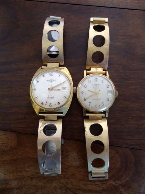 LOT OF TWO SWISS VINTAGE ROTARY MENS WATCHES RUNNING AND IN GOOD CONDITION