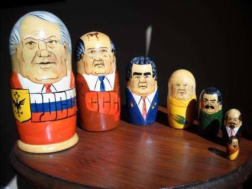 VINTAGE RARE BABOUSHKA DOLL SET ''RUSSIAN PRESIDENTS''